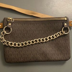 Michael Kors Purse ✨👜 great condition!!